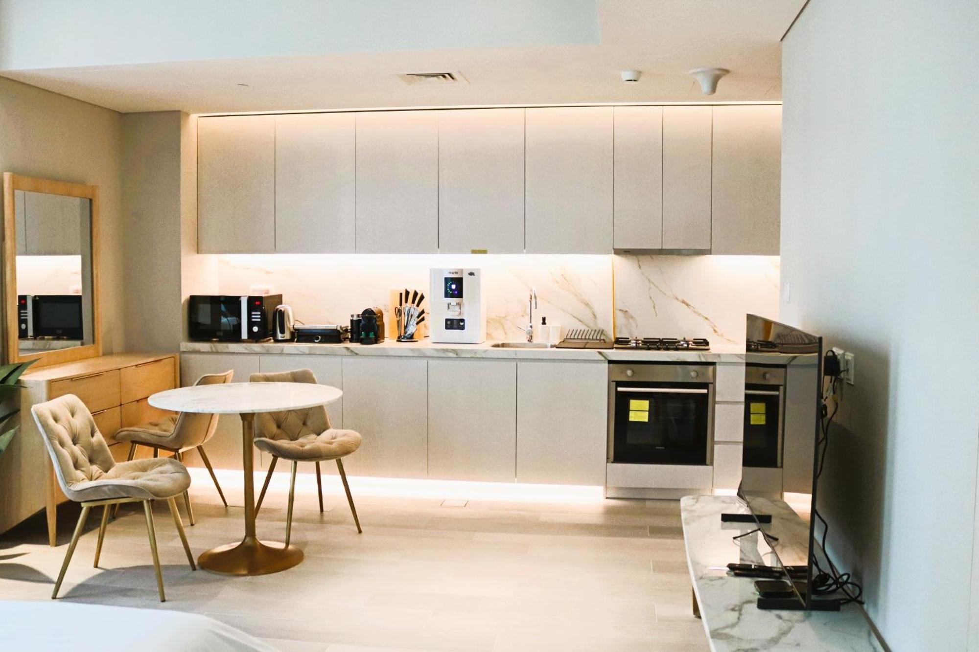 Casa Royale Vacation Home - Dubai Marina المظهر الخارجي الصورة